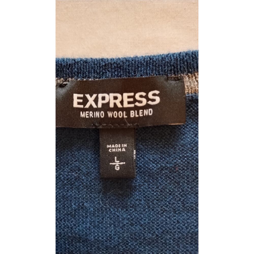 Express Solid Merino Wool V-Neck Men Sweater Casu… - image 7